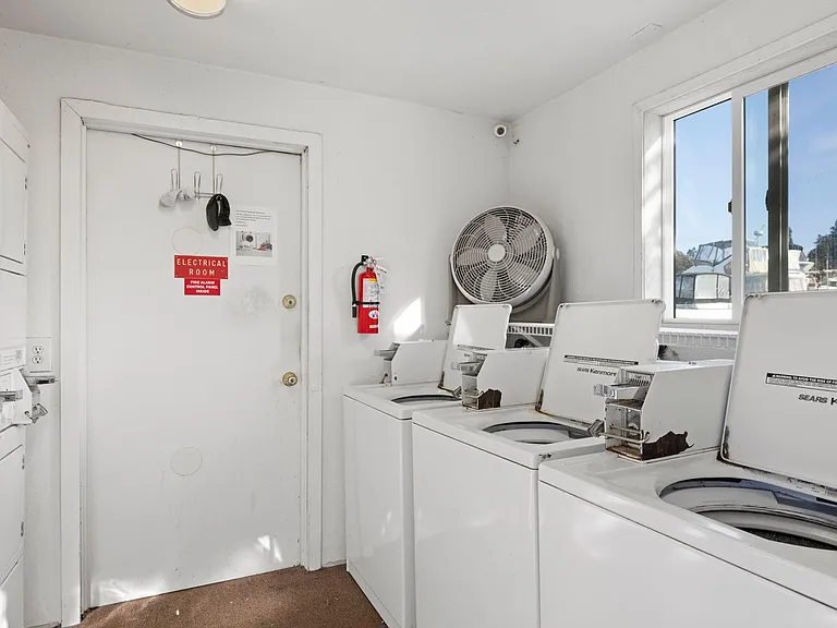 22749 Marine View Dr S — Photo 18