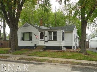 302 E Baker St, Bloomington, IL 61701