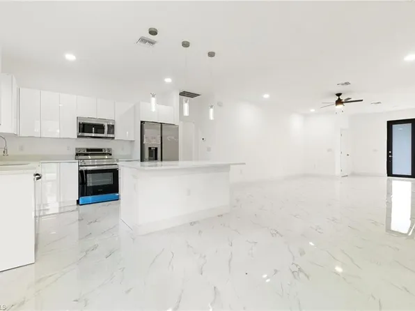 2803 E 13th ST, LEHIGH ACRES, FL 33972