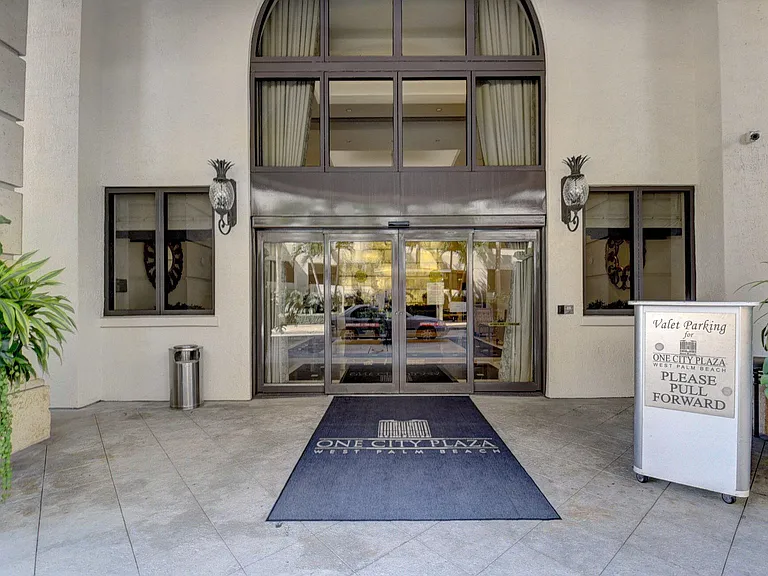 801 S Olive Ave #1018 — Photo 43
