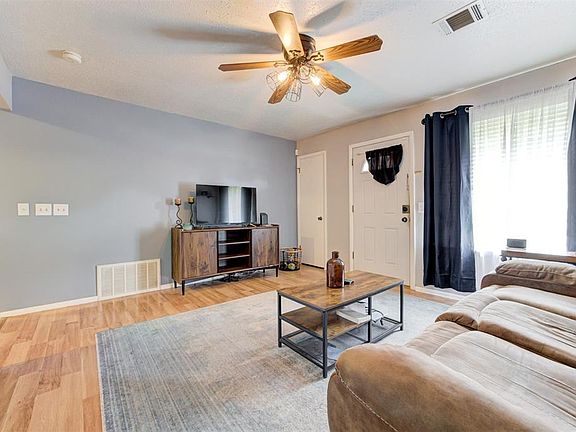 5th image of 4213 Epperly Dr