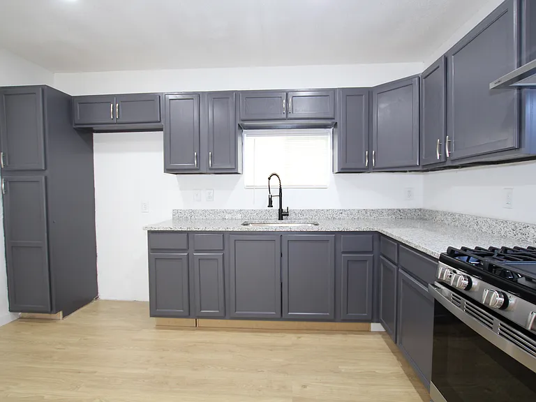 3713 Pate Dr — Photo 12