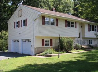 36 Cortright Rd, Whippany, NJ 07981