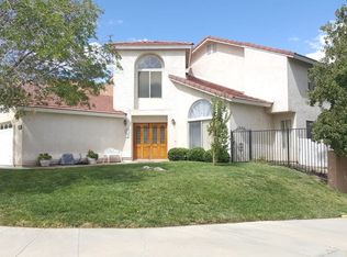 237 Taos Pl, Palmdale, CA 93550