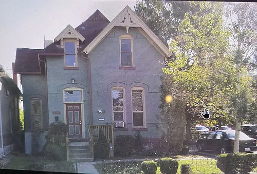 2206 N Marion St Photo 1