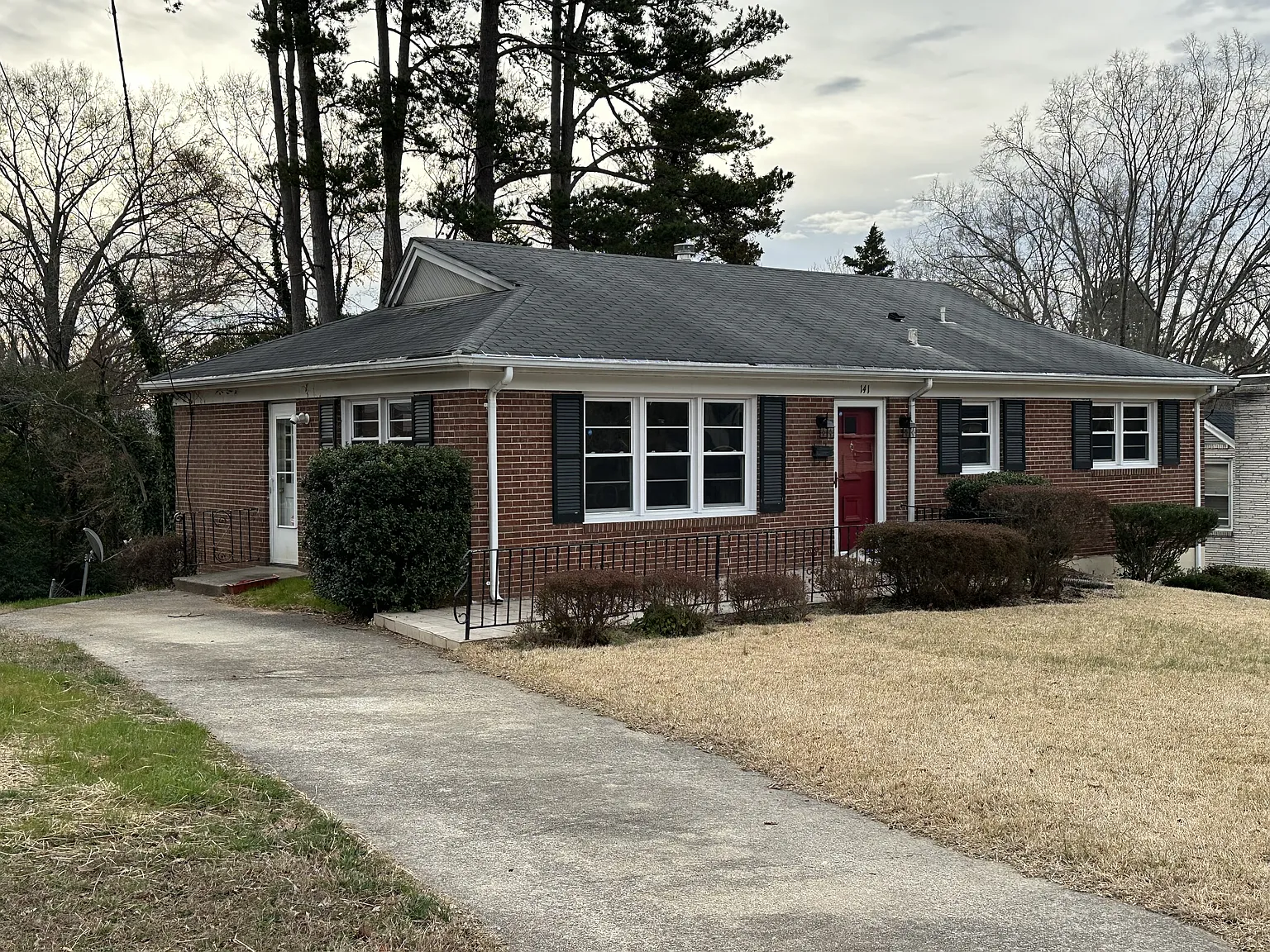 141 Dublin Court - 1 — Photo 2