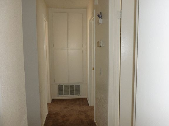 5th image of 11764 Oakwood Dr