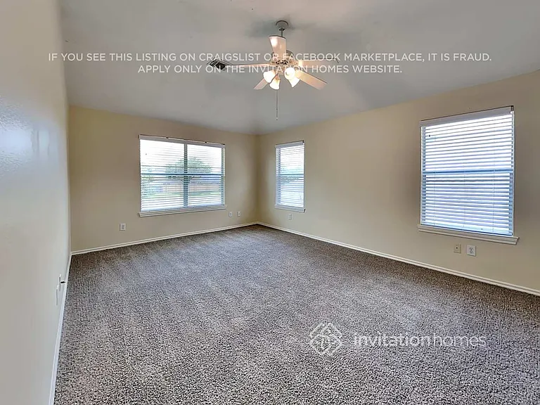410 Sun River Ln — Photo 8