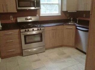 175 County Rd, Cliffwood, NJ 07721