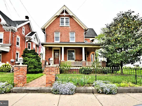 416 E Broad St, Quakertown, PA 18951