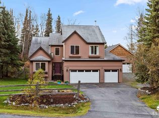 5820 Alpine Woods Dr, Anchorage, AK 99519