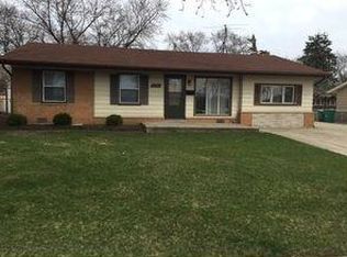 617 W Elk Grove Blvd, Elk Grove Village, IL 60007