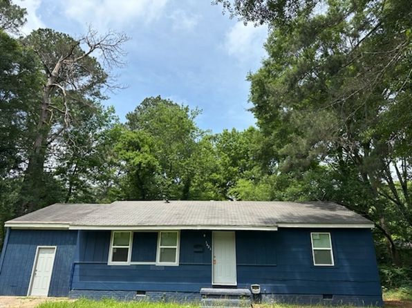 5421 Crepe Myrtle Dr