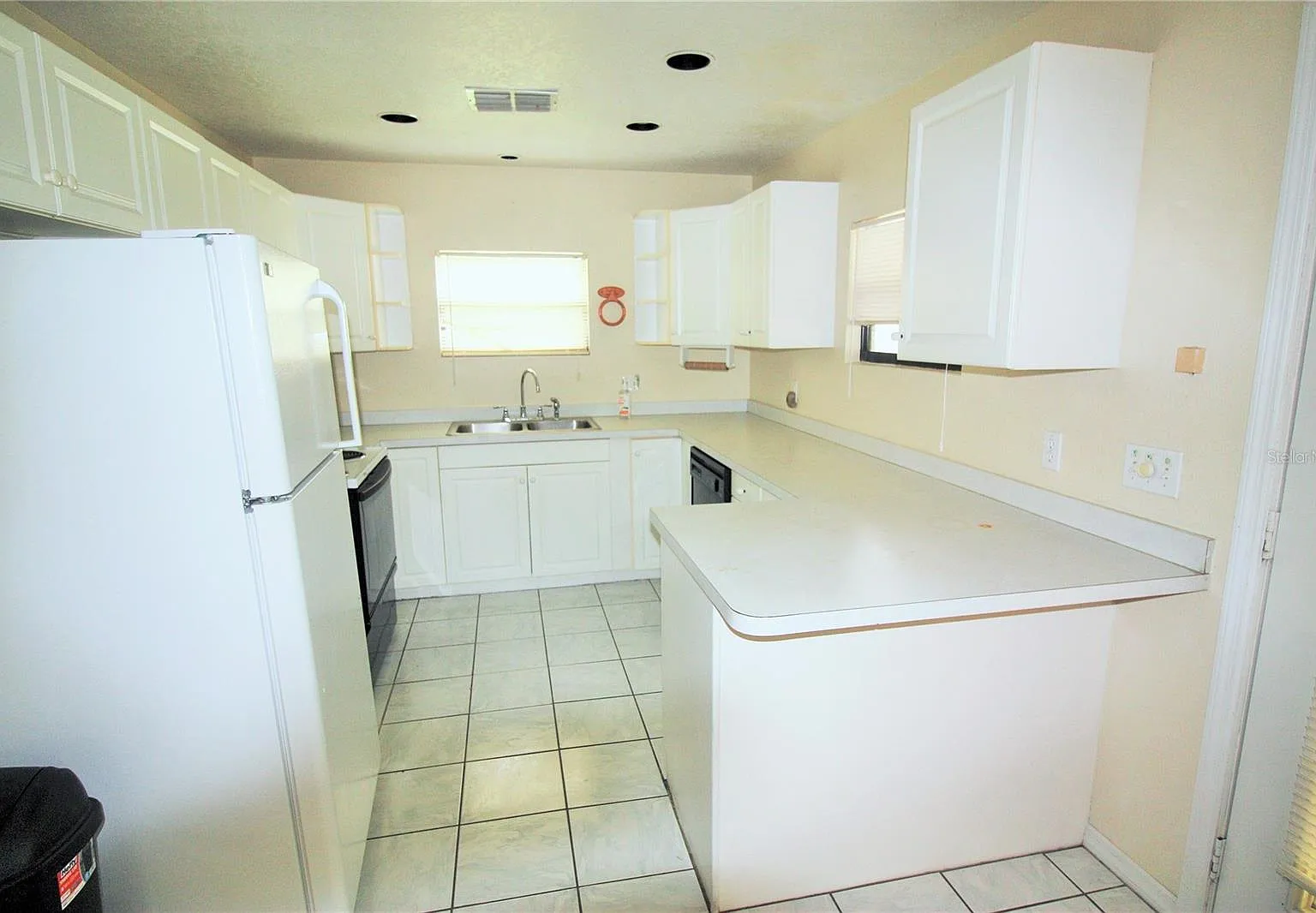 20th Street Southwest 521 - C — Photo 3