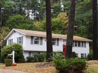 26 Raymond Rd, Chelmsford, MA 01824