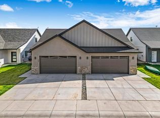 1045/1051 Frank Henry Rd, Twin Falls, ID 83301