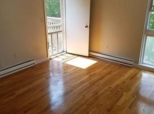 125 Main St APT 1, Andover, MA 01810