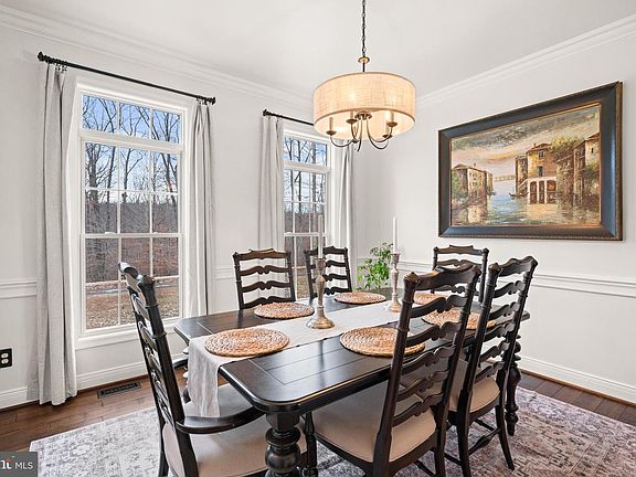 5th image of 10448 Wheatley School Rd