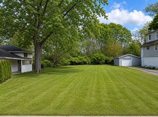 4503 Dumoulin Ave, Lisle, IL 60532