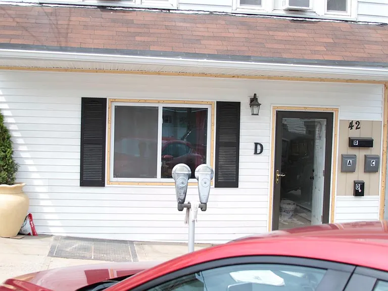 42 N Lehigh Ave — Photo 15