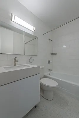 Rented by Solow Realty | media 14