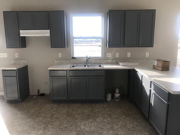 4th image of 6897 Dulles Dr