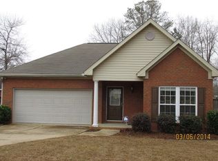 303 Petersburg Ct, Dothan, AL 36305