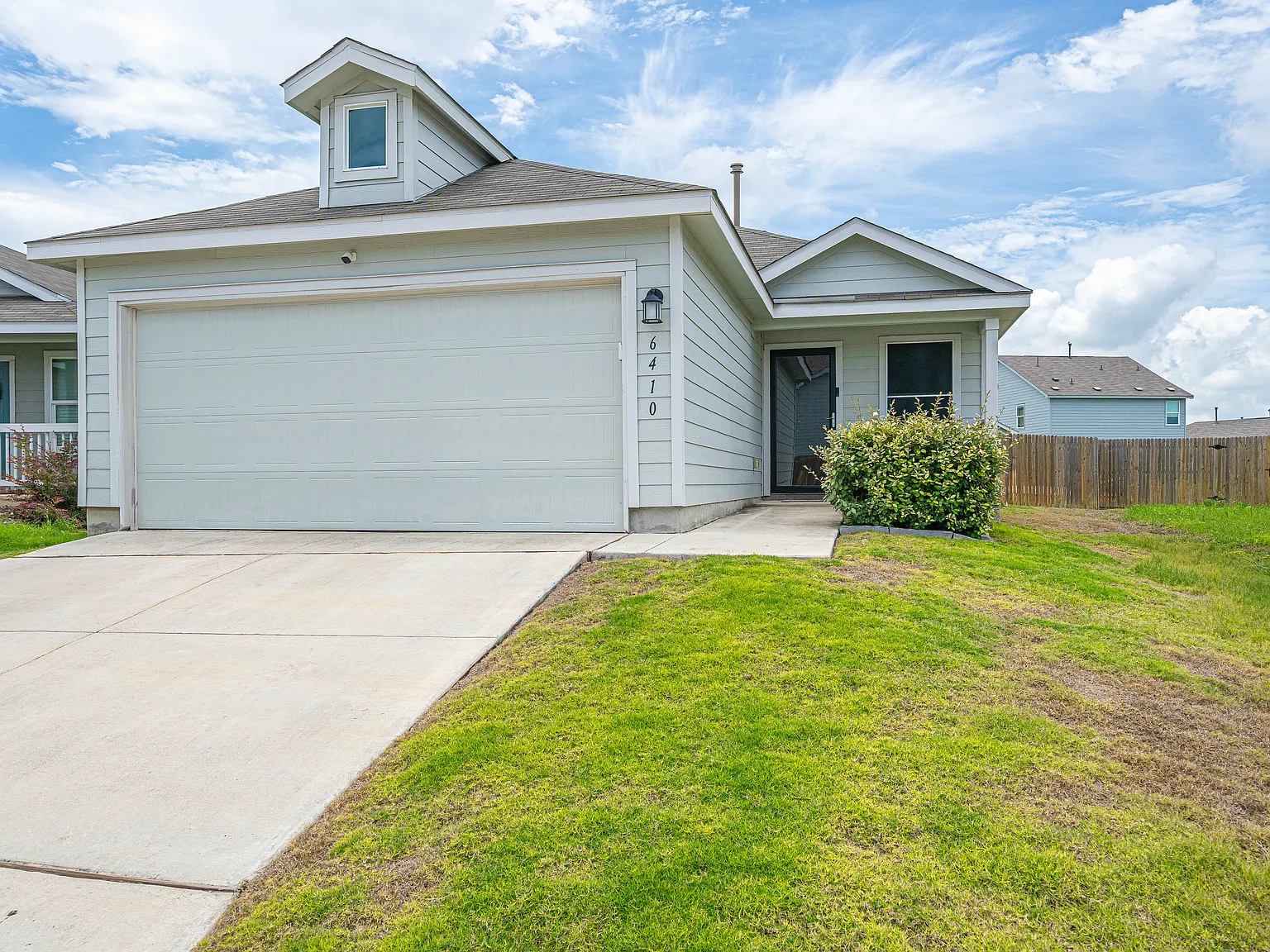 3 bed, 1450 sqft, $1,725 — Photo 3
