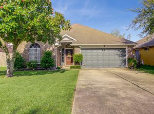4726 Hawthorne St, Seabrook, TX 77586
