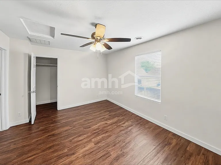19735 Susquehanna Way — Photo 10