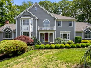 35 Hunting Ridge Rd, Easton, CT 06612