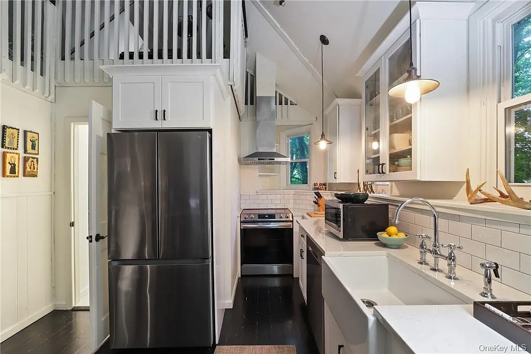 1 bed, 1.0 bath, 800 sqft, $3,200 — Photo 4