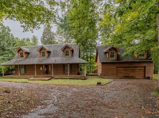1102 Scenic Dr, Olive Hill, KY 41164