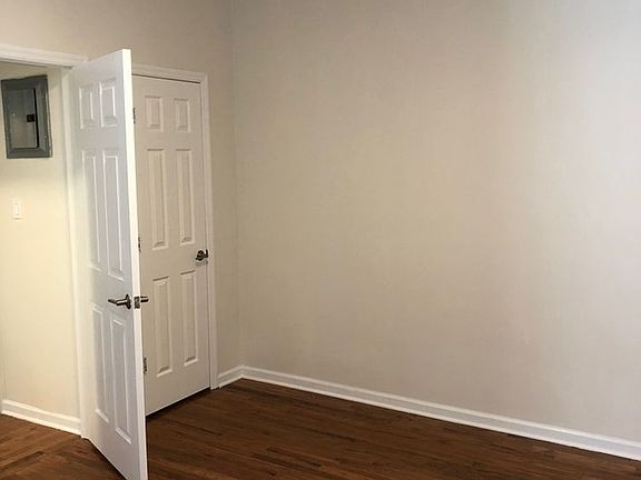 2nd image of 3737 88th St APT B1