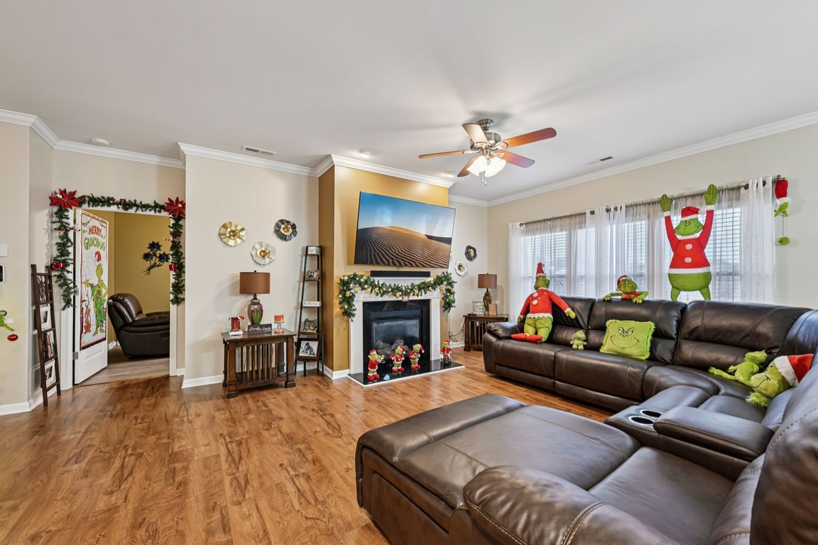 next background image