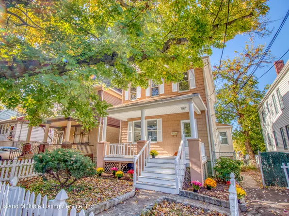 84 Ridgewood Pl, Staten Island, NY 10301