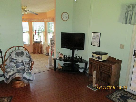 2nd image of 317 Kiwi Dr