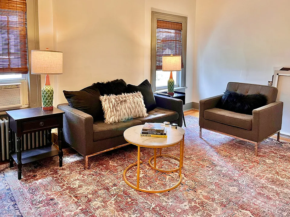 710 3rd Ave #2