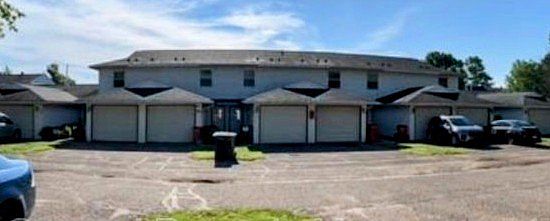 2nd image of 2420 Bostrom Ct APT 9