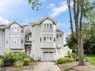 194 Muskflower Ct, Toms River, NJ