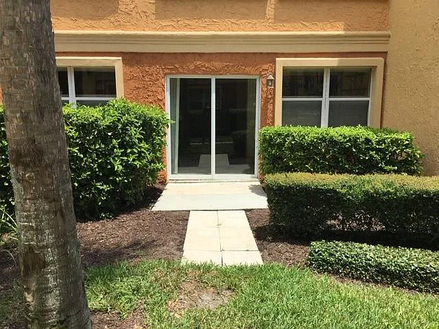 200 Laguna Villa Blvd #C11 — Photo 20