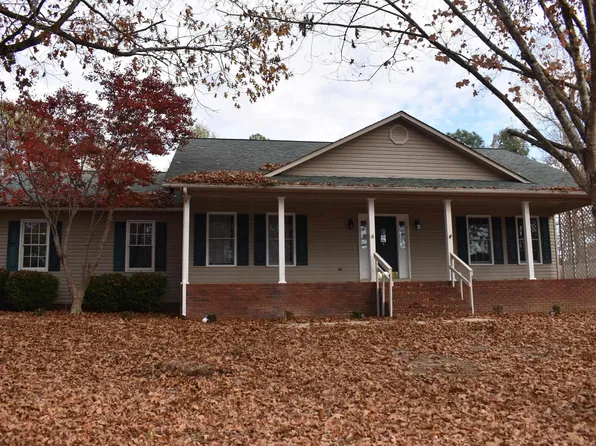 52 Bradford St, Jacksonville, AL 36265