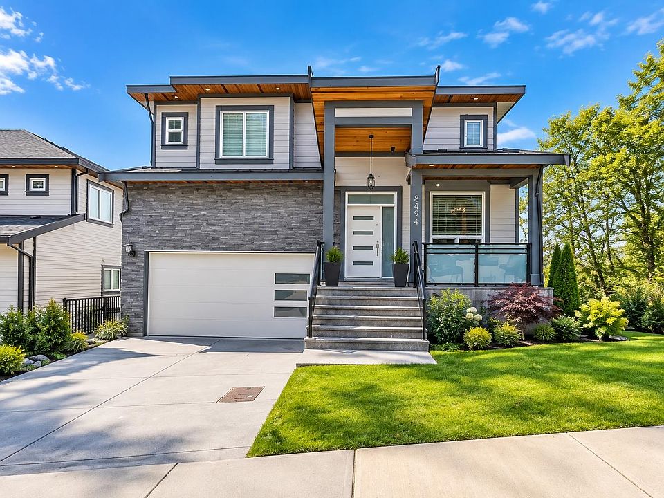 1st image of 8494 Forest Gate Dr