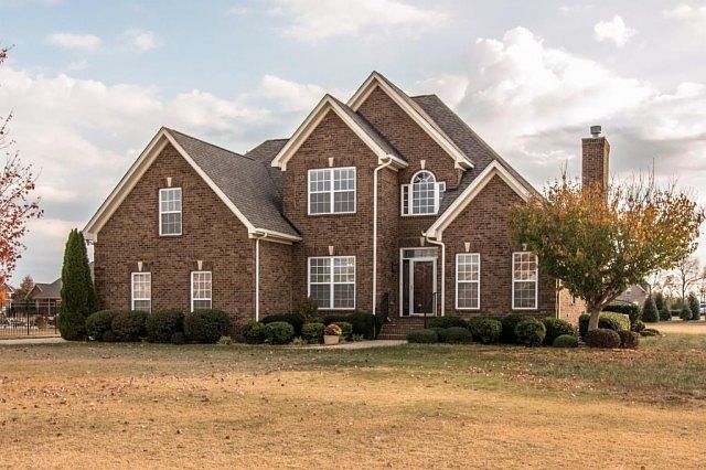 1st image of 817 Furman Dr