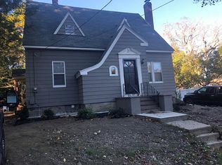 15 Martin Rd, Douglas, MA 01516