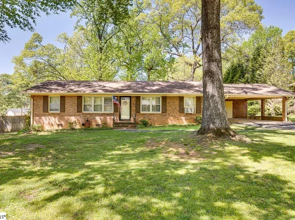 10 Whitman Dr, Taylors, SC 29687