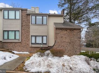200 S Roberts Rd APT C4, Bryn Mawr, PA 19010