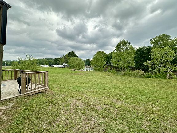 3rd image of 1231 Walden Trl
