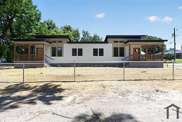 1st image of 301 Olivia Ln #1