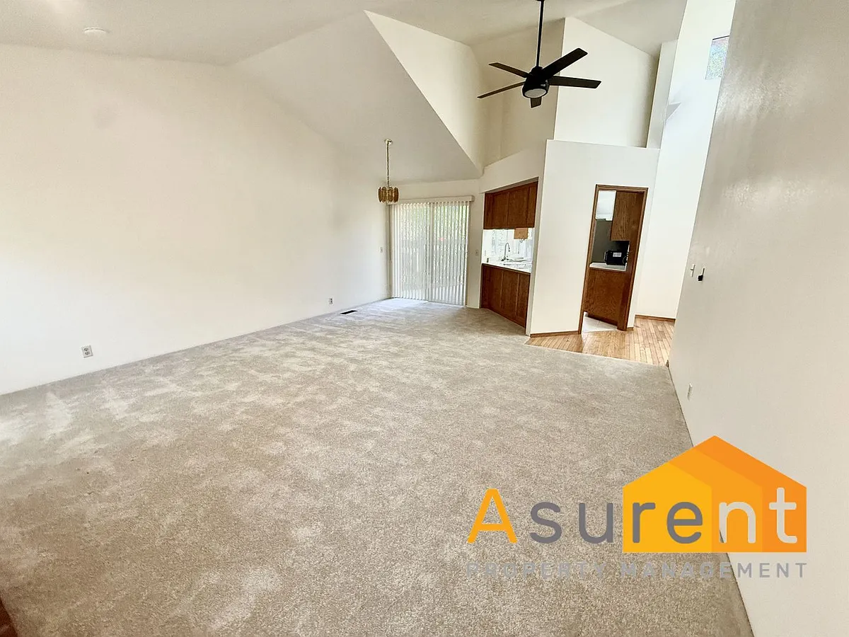 Building Photo - 2976 Grizzly Dr